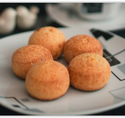 Thumbnail for Pão de queijo Recipe