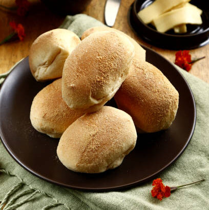 pandesal filipino bread rolls